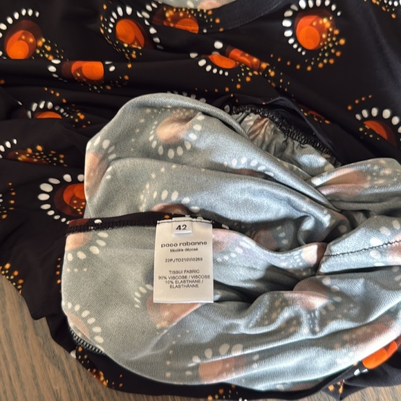 Paco Rabanne cropped t-shirt with pierced ring Sz L - Picture 8 of 9